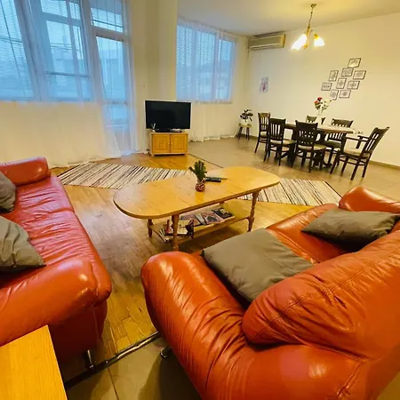 Apartman Granny House *